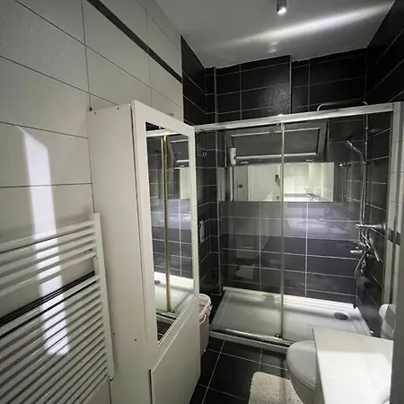 Bosphorus Waterfront Flat, Cengelkoey Apartment Istanbul Exterior photo